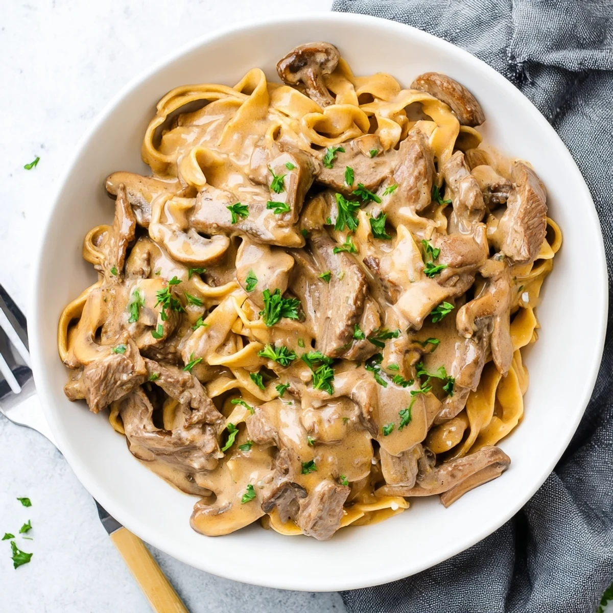 Aromatic One-Pot Beef Stroganoff with tender beef and creamy mushroom sauce.