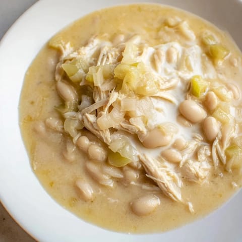 35-Minute White Cheddar Apple Chili